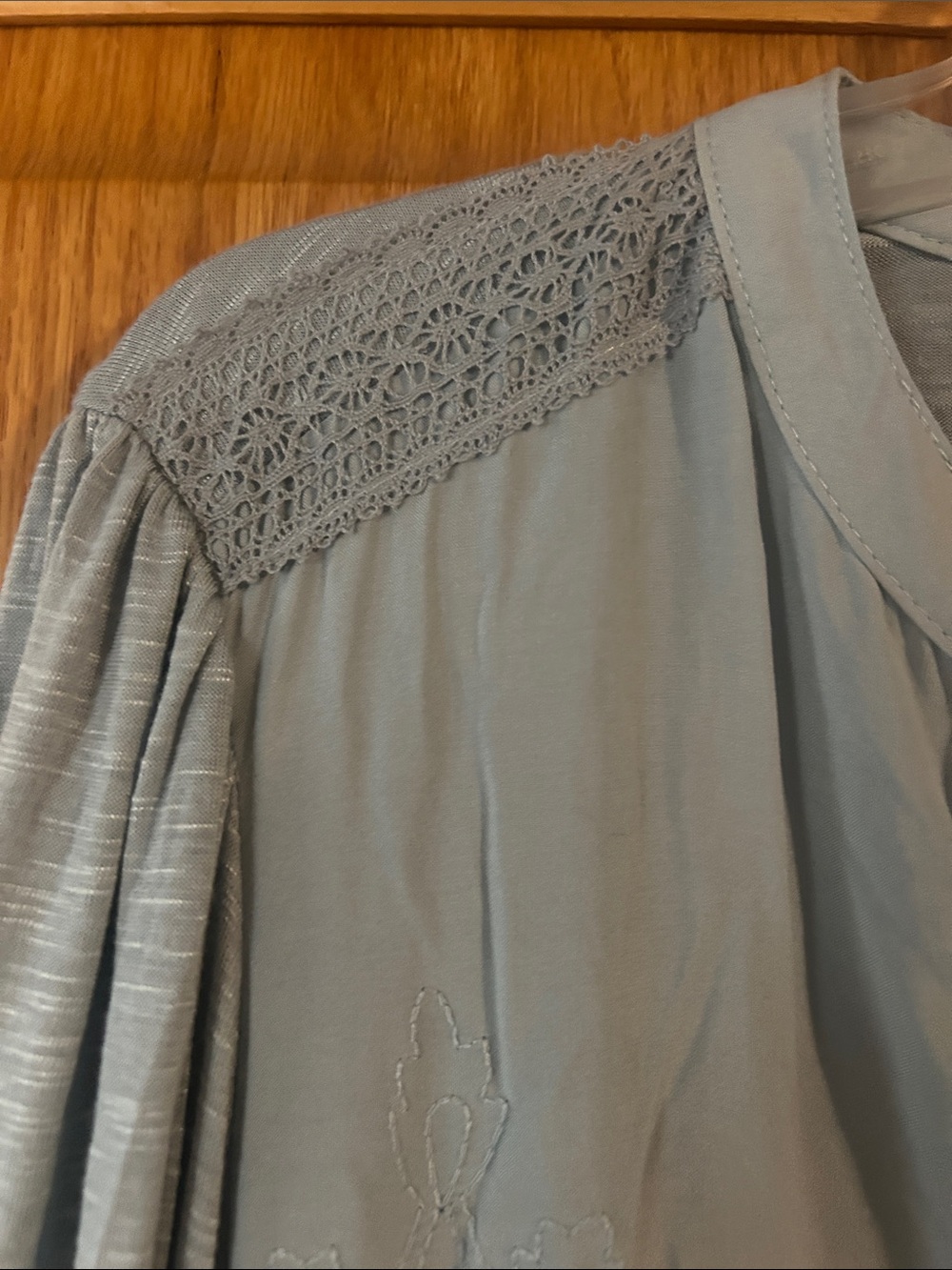 Democracy Embroidered Button-Up Top | Size XL - Picture 6 of 7